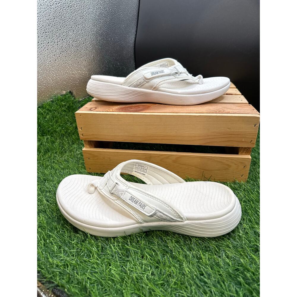 Dream Paris- White Sandals- Size 9W